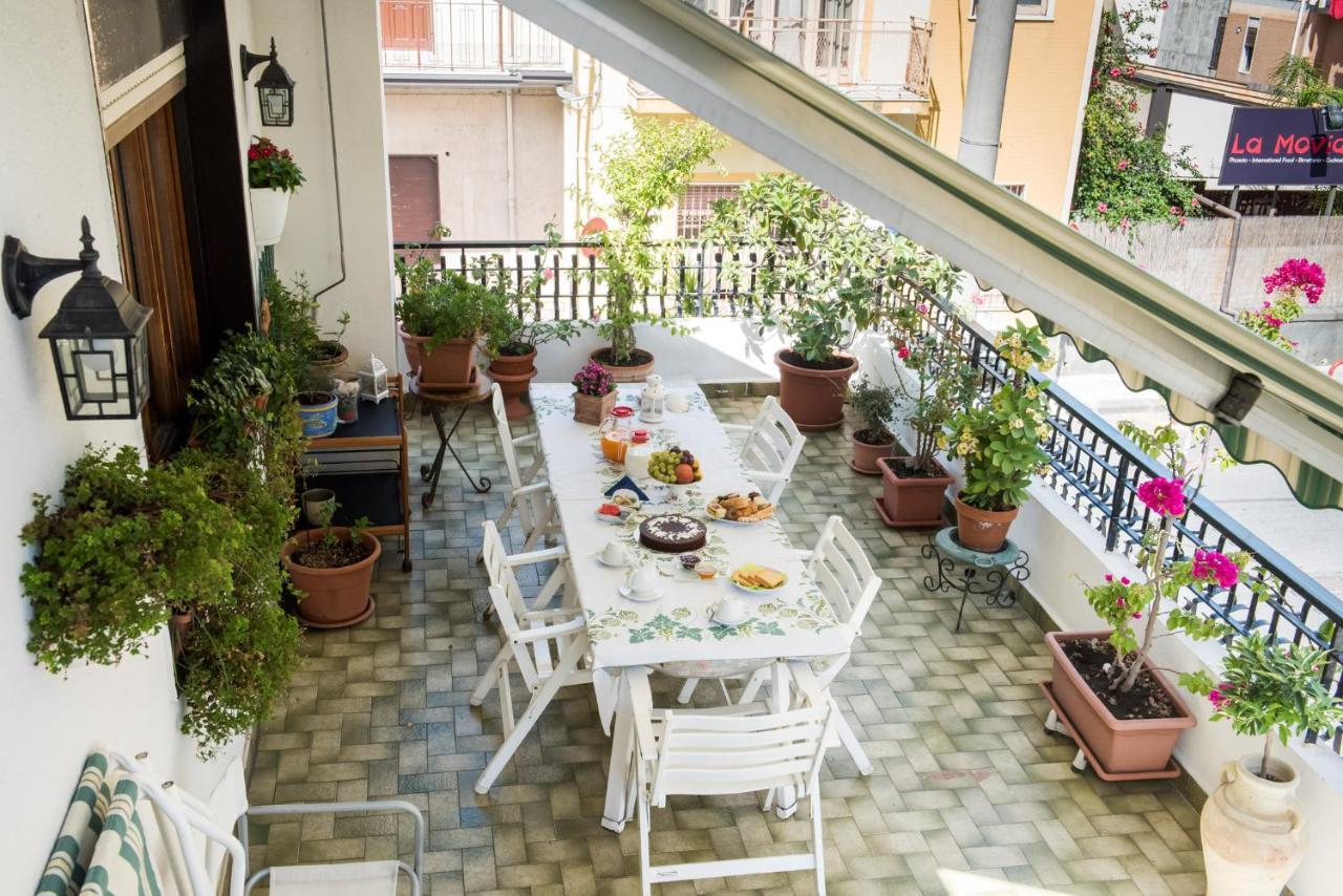 La Castellese Bed & Breakfast Aci Castello Luaran gambar