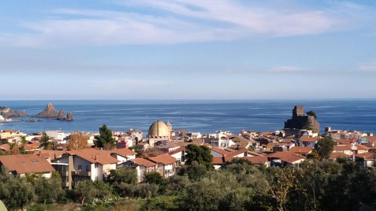 La Castellese Bed & Breakfast Aci Castello Luaran gambar